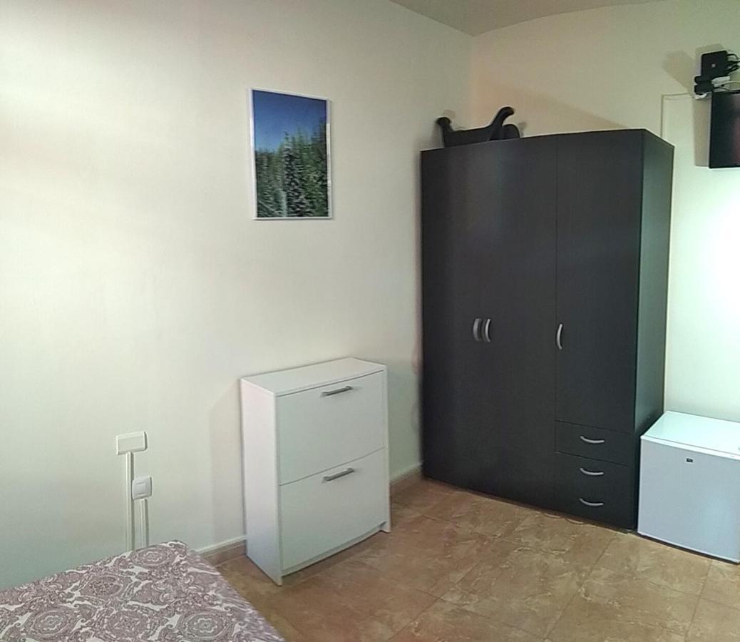 Kiki Vivienda Bed & Breakfast San Isidro  Buitenkant foto